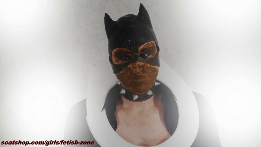 Catwoman smears and swallows - FullHD 1920x1080 - (Actress: Fetish-zone 2019)
