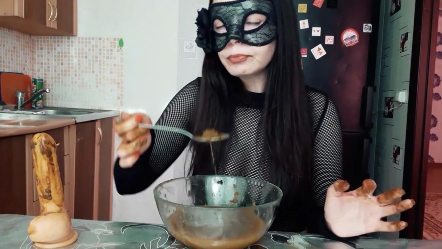 Soup with shit  - FullHD 1920x1080 - (Actress: ScatLina  2019)