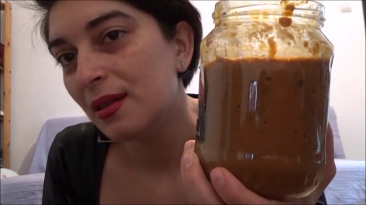 Full jar breakfast pov - SD  - (Actress: Mistress Roberta 2024)