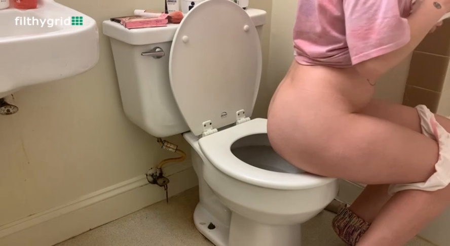 You Then Reveals Shit Flushing - SD  - (Actress: Kazer Ignores 2025)