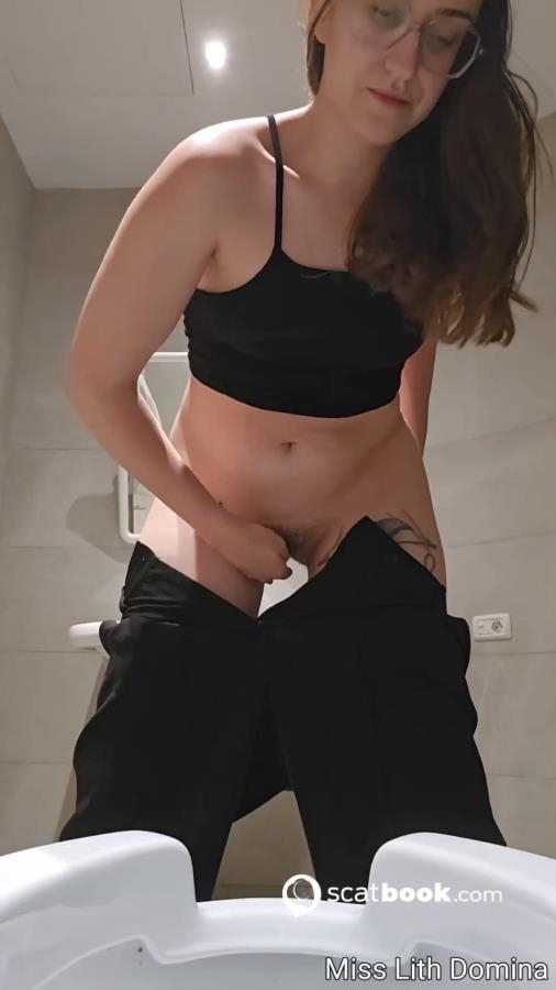 Taking a Shit Dump at the Mall with Miss Lith Domina P1 - SD