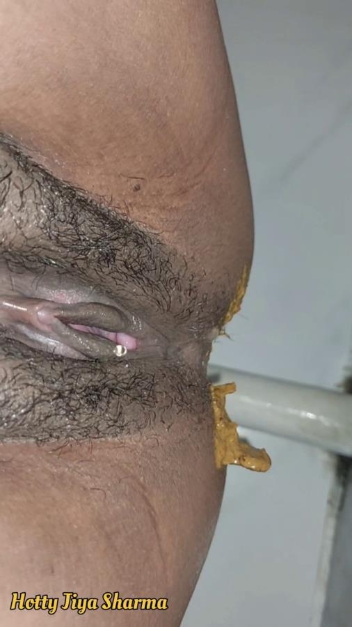 Jiya scat on her uncle face - SD  - (Actress: hottyjiyasharma 2025)
