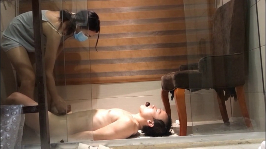 Chinese Goddess Ruoyi Training Slaves To Eat Shit – ASIAN scat / HUIZHU088 - SD