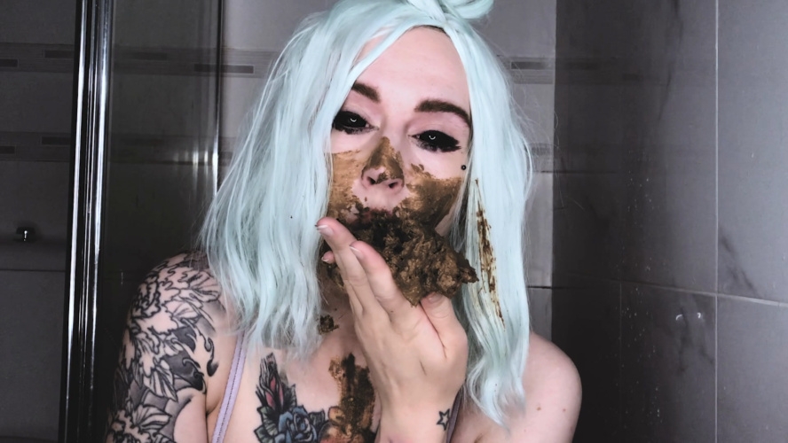 Monstrous wife poop 'n' ass play! - ScatShop.com - FullHD