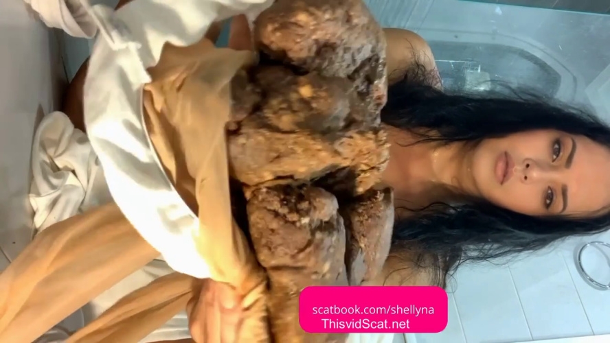 Mendes Bowel Growl Panty Pooping. P1 - HD  - (Actress: Natalia SHELLYNA 2026)