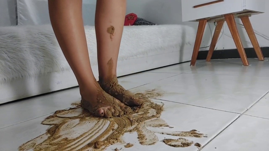 poop adventure - HD  - (Actress: Sara 2026)