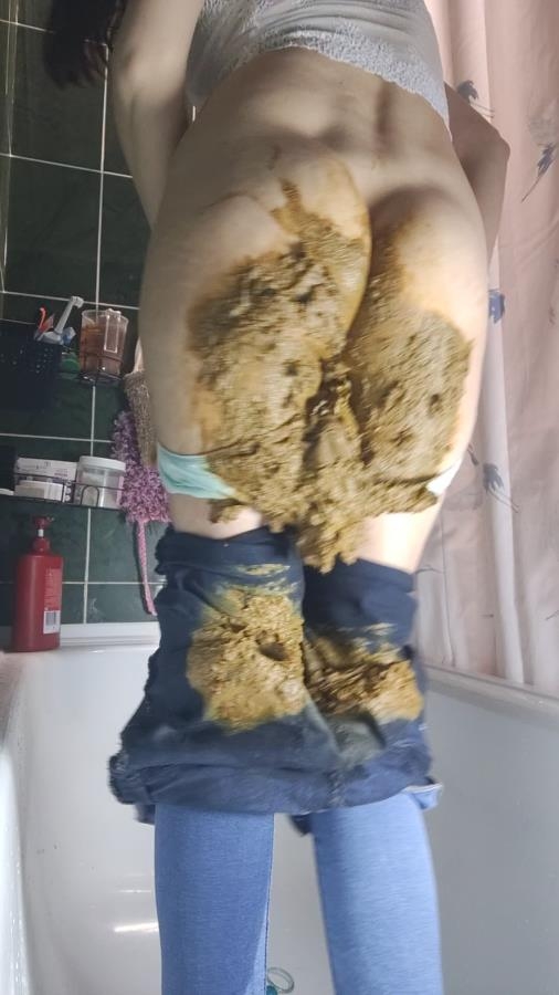 poop in skinny jeans and panties - SD