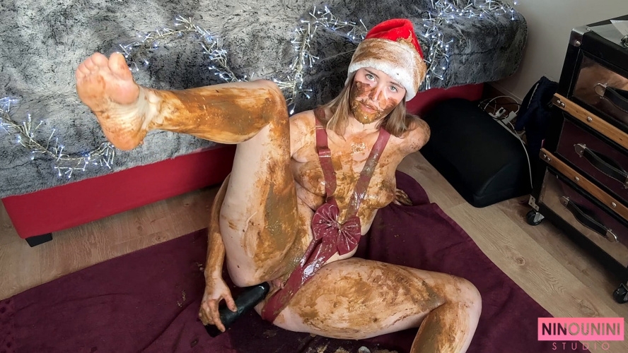 SHITTY YULE LOG FOR CHRISTMAS - FullHD  - (Actress: Ninounini 2026)