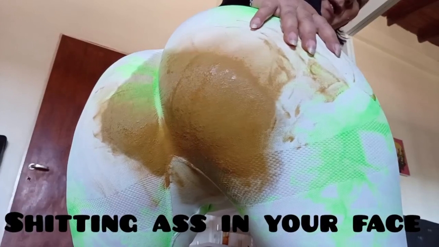 Creamy poop seeping through my leggings - HD  - (Actress: Miamartins 2026)
