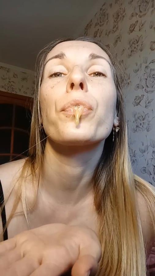 poop on plate dump P1 - SD  - (Actress: OksiLove 2026)
