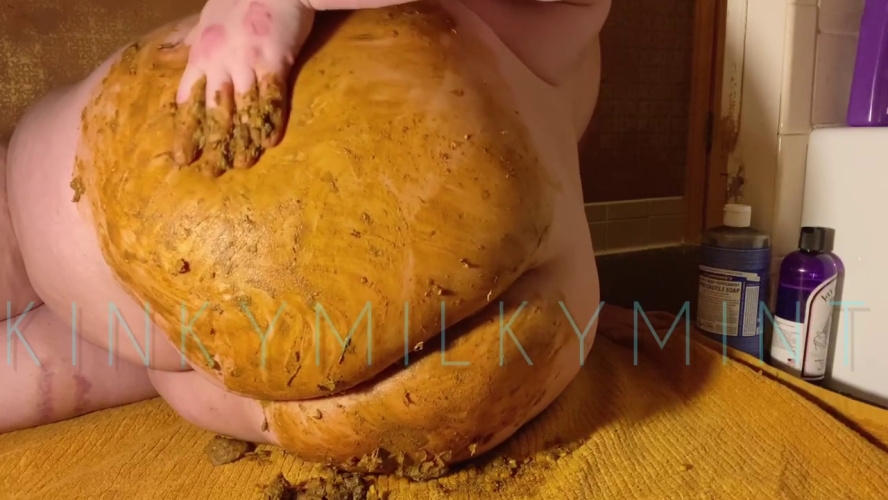 Huge Ass Covered in Shit - HD  - (Actress: KinkyMilkyMint 2026)